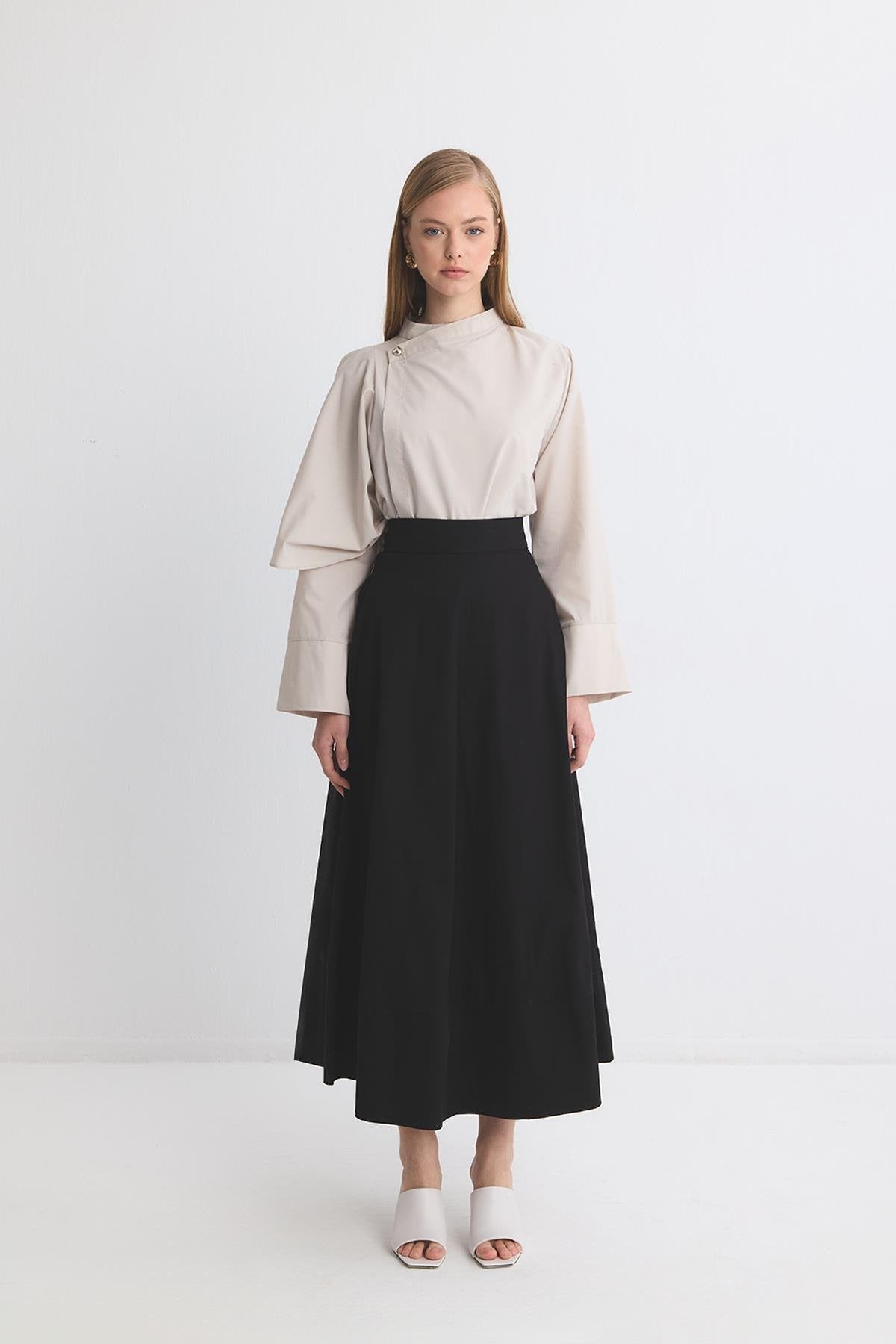 Gabardin Flared Skirt Black