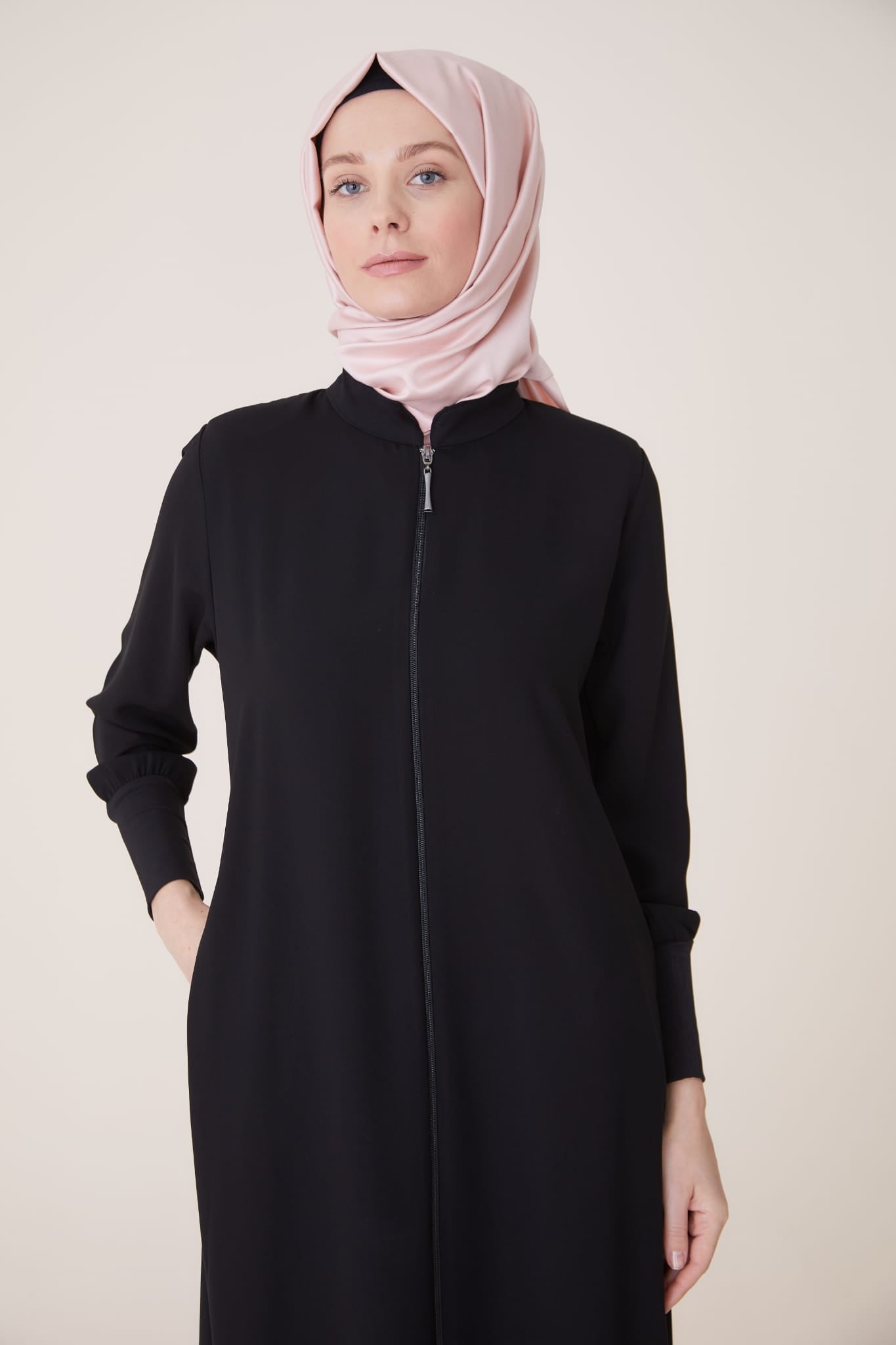 Sporty Abaya Black